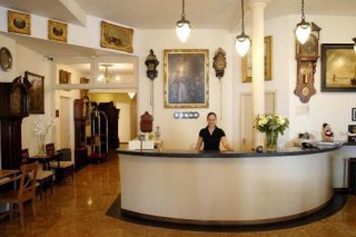 Joops Hotel