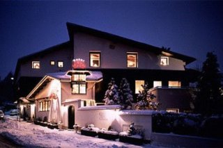 Hotel No. 16