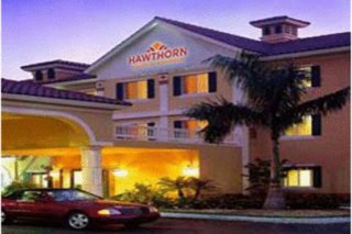 Hawthorn Suites by Wyndham Naples