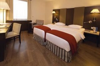NH  Airport Hotel