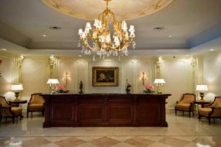 The Churchill Hotel