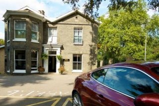 Beeches Hotel & Victorian Gardens