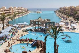 Sunny Days El Palacio