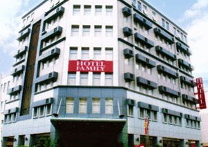Family Hotel ()