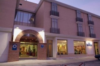 Hotel Isur