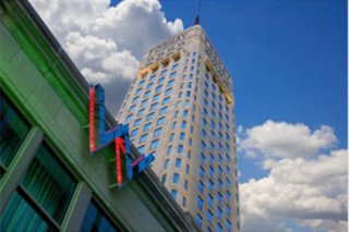 W -The Foshay