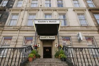Smiths Hotel