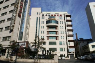 UN Tourist Hotel