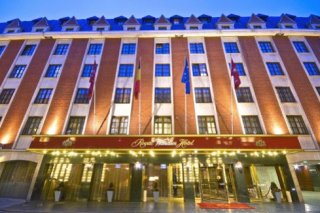 Royal Windsor Hotel Grand Place