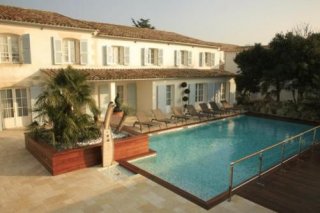 Le Clos Saint-Martin Hôtel & Spa