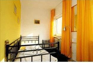 Station-Hostel for Backpackers