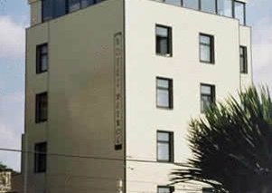 Hotel Petrol Palace