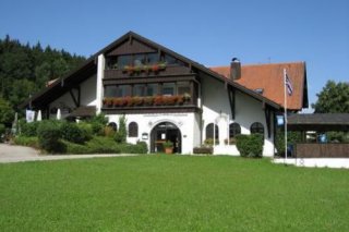 Airport and Shuttle Hotel Thalhamer Hof