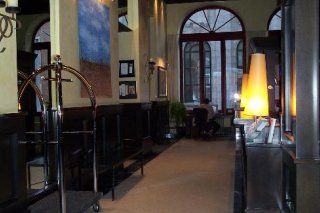 Hotel Dominion