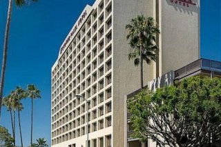 Crowne Plaza Beverly Hills