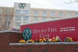 Doubletree Club Hotel -Bayside