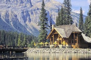 Emerald Lake Lodge