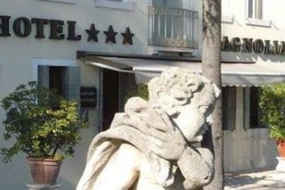 Hotel Magnolia