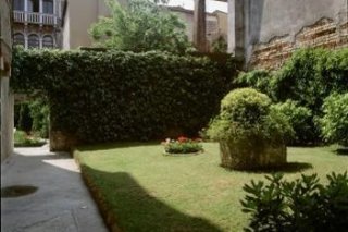 Hotel Pausania