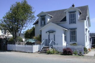 Nicholson House Inn