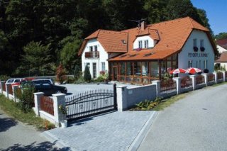Penzion a restaurace U hamru