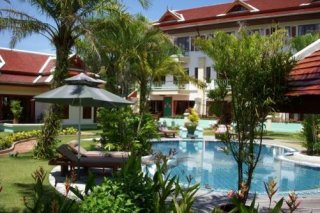 Royal Embassy Resort & Spa