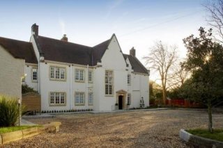 Holm House