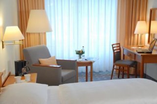 Mercure Hotel  Airport