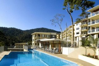Airlie Summit Apartments