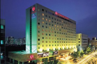 Ramada  Hotel