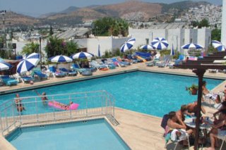 Bantur Naz Hotels