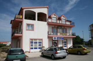 Apartmani Krka Rooms