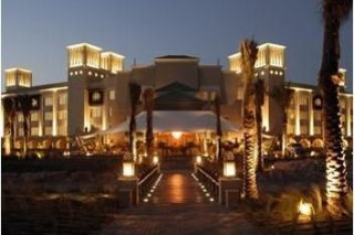 Desert Island Resort & Spa by Anantara