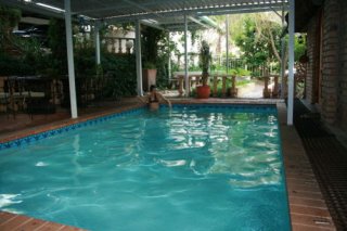 Amper Bo Guest House