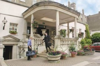Royal  Hotel