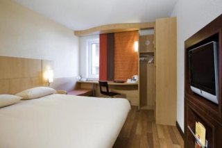 Ibis  Docklands