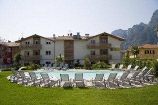 4 Limoni Apartment Resort