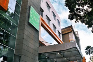 Grand Seriti Boutique Hotel