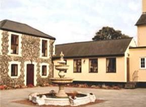 Coach House Hotel
