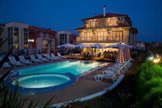 Hotel Muzite (The Muses)