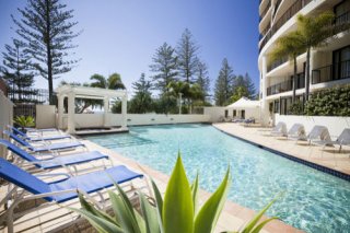 Mantra Coolangatta Beach