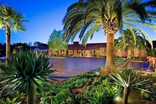 Estancia  Hotel & Spa