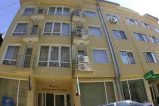 Dunav Apartment House
