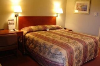 Good Nite Inn