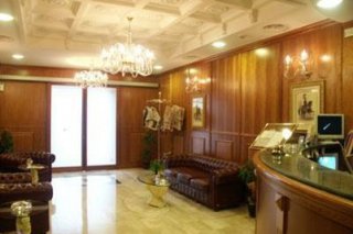Hotel Carlo III