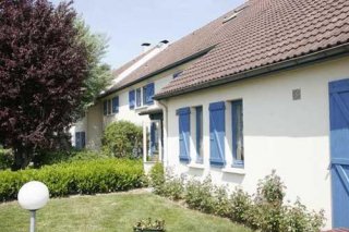Kyriad  St Quentin en Yvelines