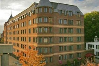 Georgetown Suites Harbour