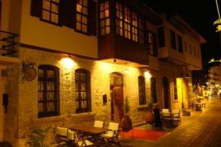 Safran Sari Konak Pansiyon
