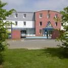 Akena Saint Quentin