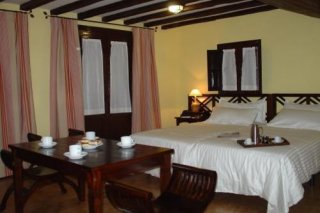 Apartamentos Acevi Santillana